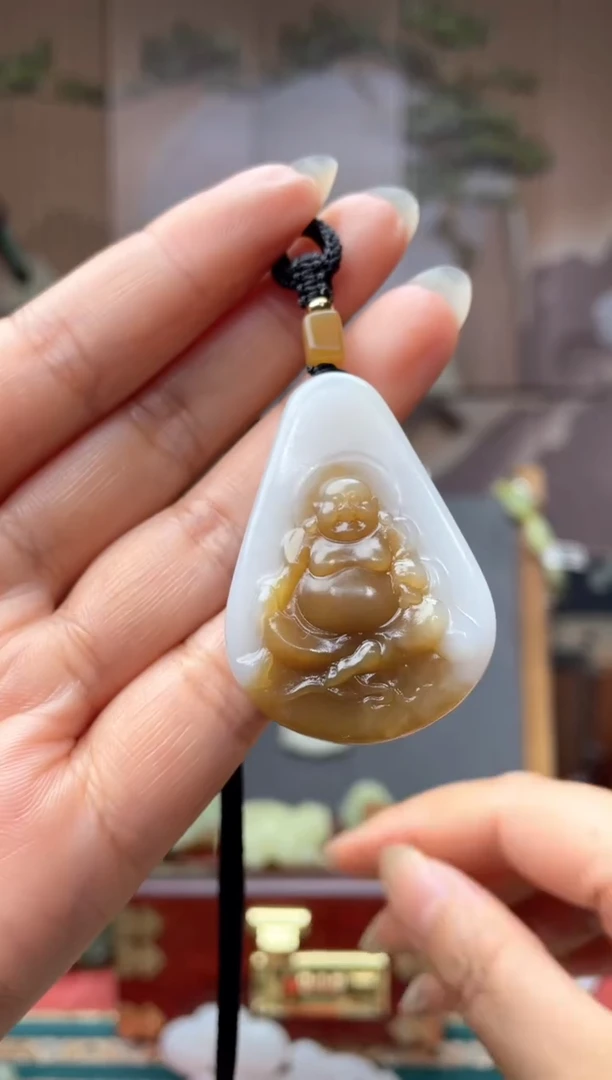 和田玉未镶嵌颈饰拍一发一