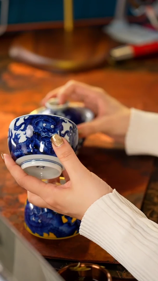 【闪购商品】立明堂珠光宝器狮（势）在必得鼓形杯