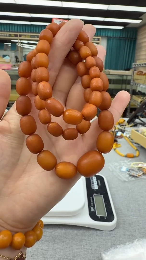 未镶嵌颈饰琥珀206秒拍号 假一罚三