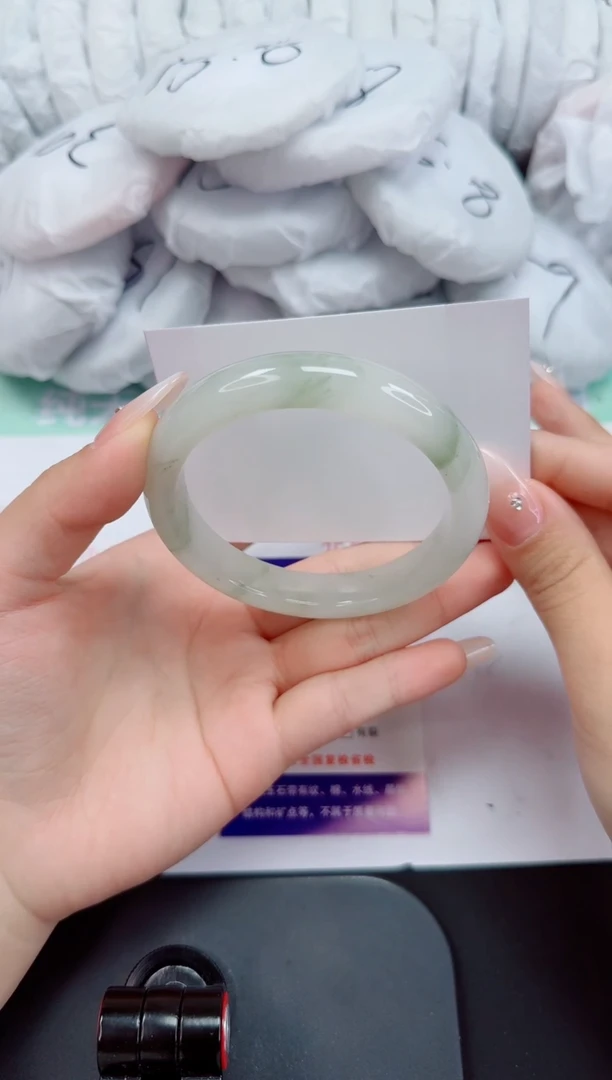 石英岩玉手镯未镶嵌31-58/59