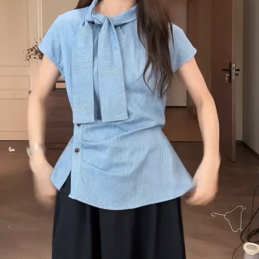 高级感不规则休闲显瘦百搭上条纹小飞袖飘带斜门襟衬衫女C5350