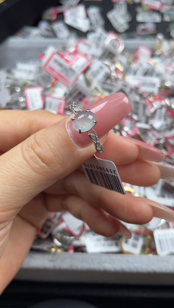 银S925镶嵌戒指翡翠天然翡翠A货