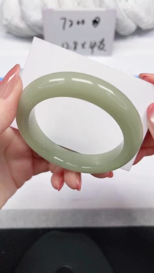 未镶嵌手镯石英岩玉59-53.8