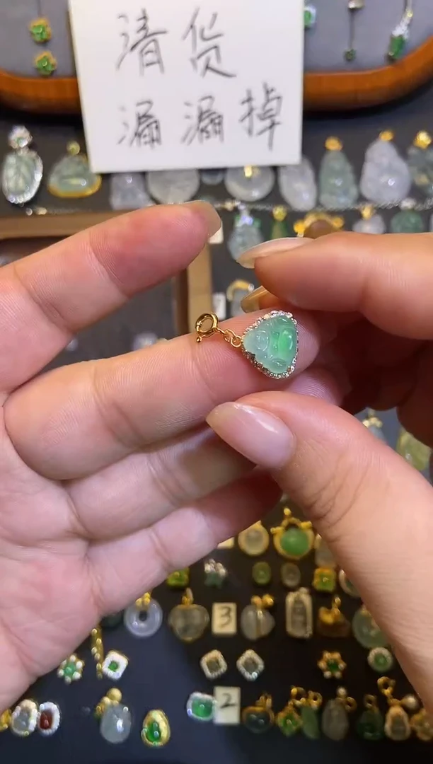 翡翠银S925镶嵌吊坠(不含链)1