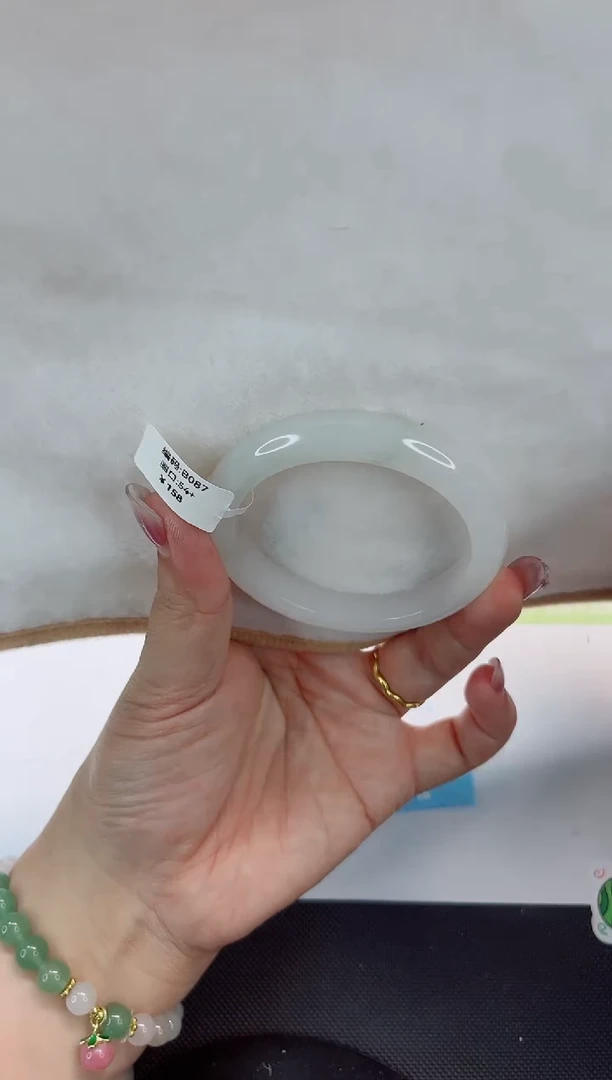 石英质玉手镯未镶嵌259-54