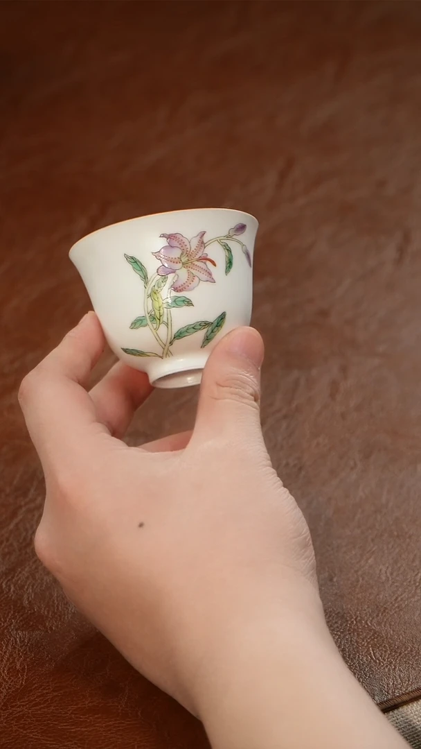 千年瓷都景德镇 艺术关注谢佳豪