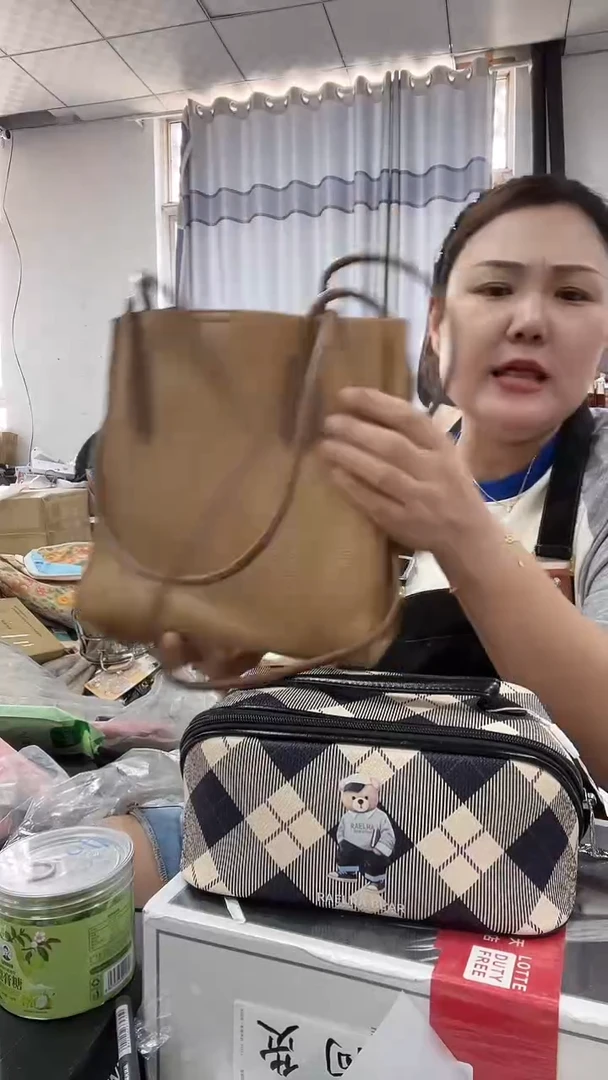 牦牛剖层皮革琪老板女包1号店超好看发图片款