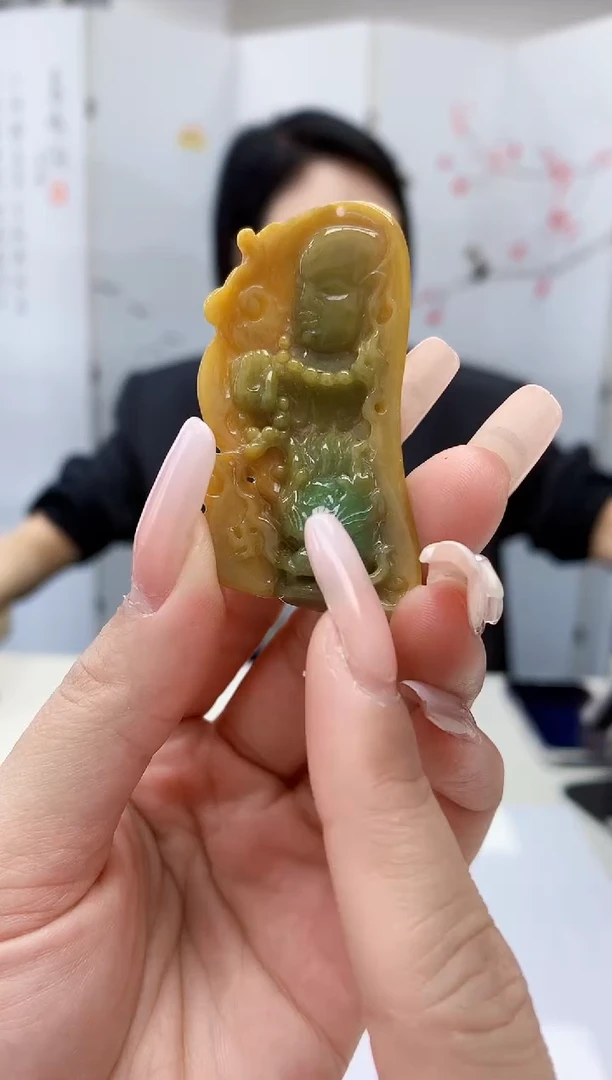 【闪购商品】定制翡翠未镶嵌3123lr-毛货挂件90