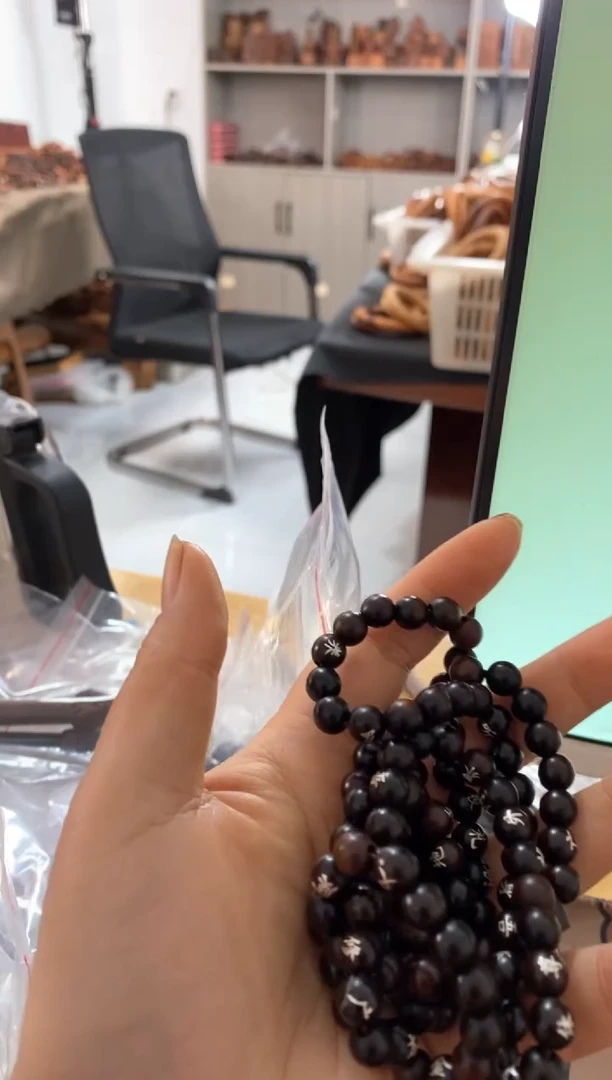 【闪购商品】木0.8单面银1085颗金光全文镶嵌银