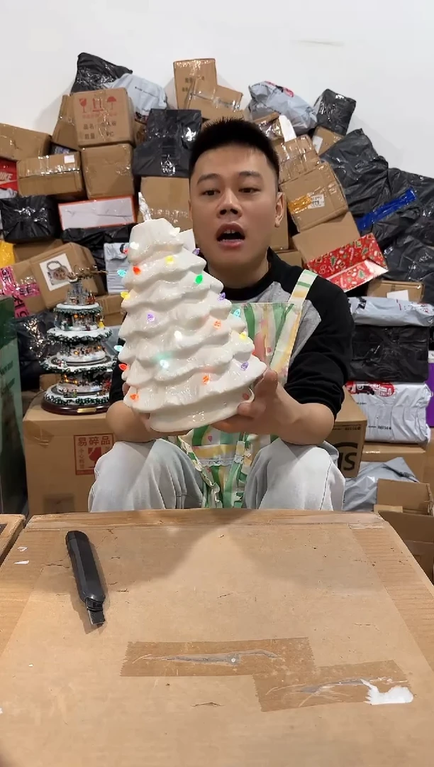 瓷片大号白色圣诞树发光摆件