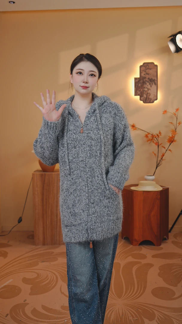 泊野（深圳南油LP开衫女装针织毛衣）