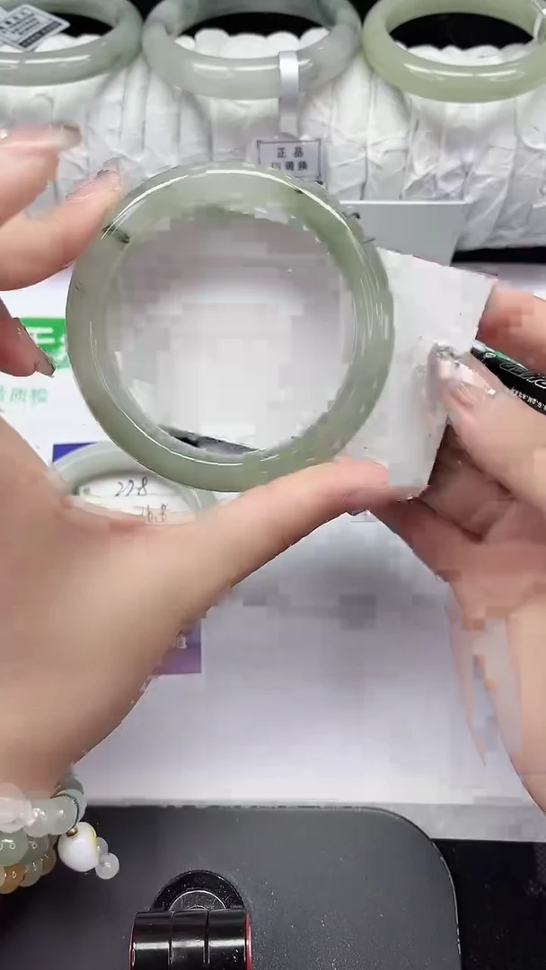 未镶嵌手镯石英质玉229-56/57