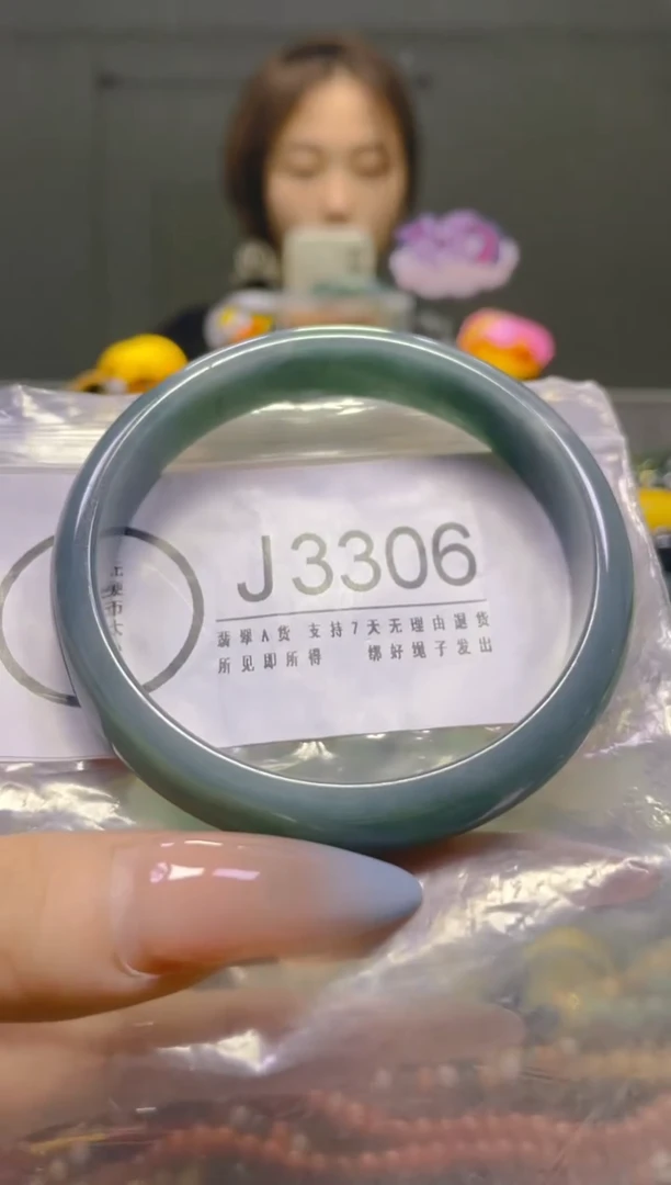 翡翠未镶嵌颈饰59-61/J/翡翠A货，一件也是批发价