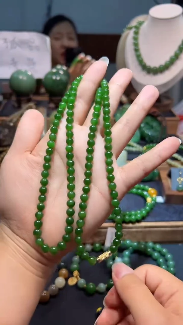 颈饰未镶嵌和田玉（碧玉）1多样性发一