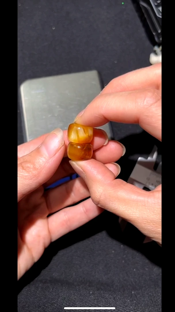 未镶嵌吊坠(不含链)蜜蜡pz603-143珠子两颗一起发货