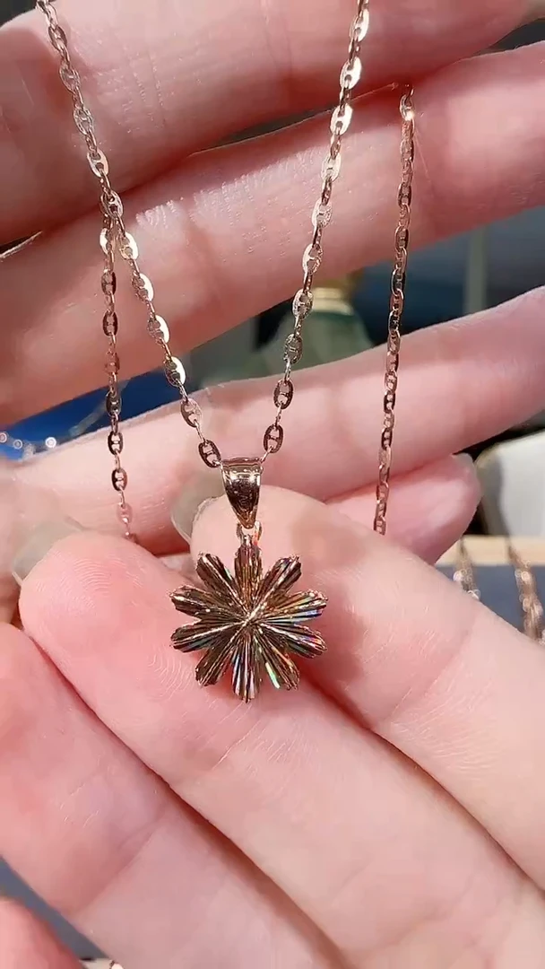 18K金吊坠(不含链)18K金太阳花吊坠