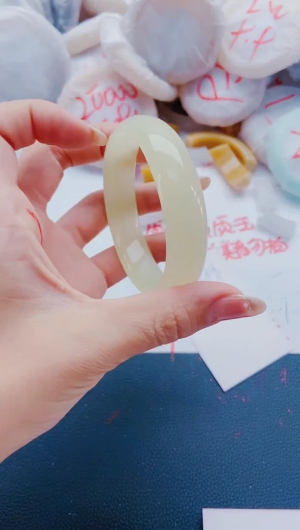 未镶嵌手镯石英质玉N96-59-60