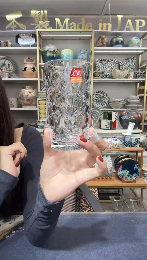 瓷水晶水杯一只装