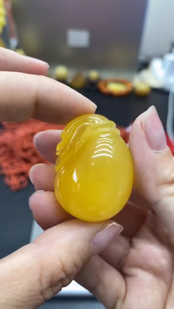 未镶嵌琥珀珠宝奇石1132