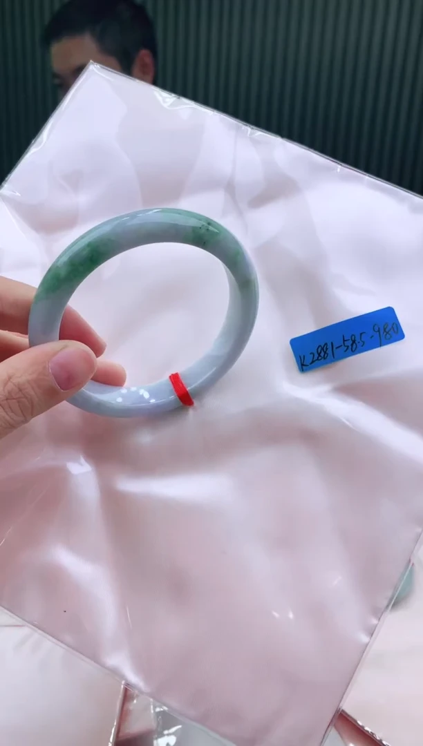 未镶嵌手镯翡翠58+