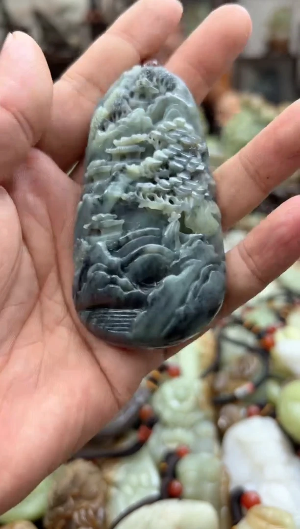 和田玉未镶嵌把件1