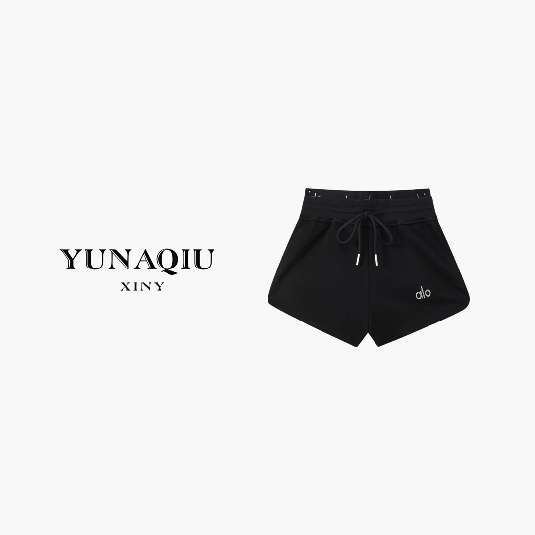 YUNAQIU 百搭女士气质休闲裤轻奢时尚简约短裤-9195