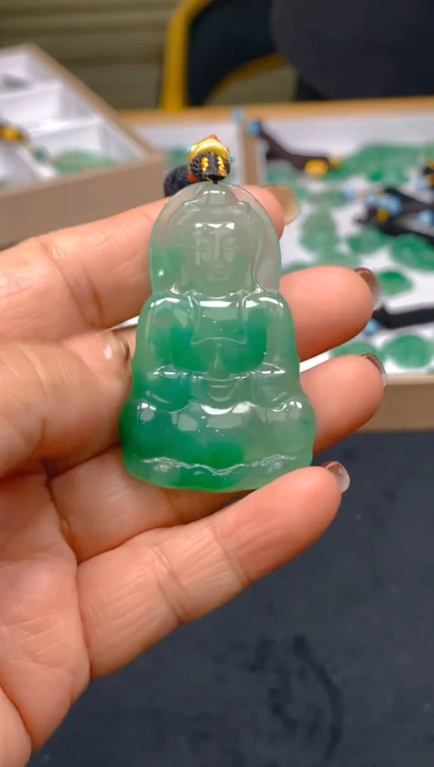 【闪购商品】石英质玉颈饰未镶嵌冰美人非洲翠054