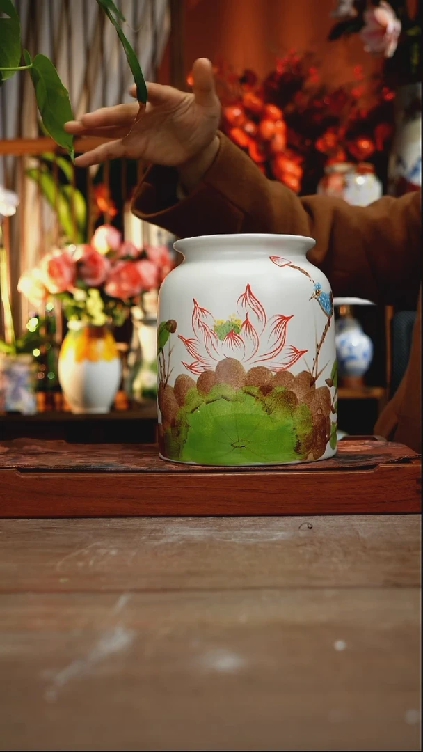 当代景德镇设计师釉下手绘陶瓷花瓶