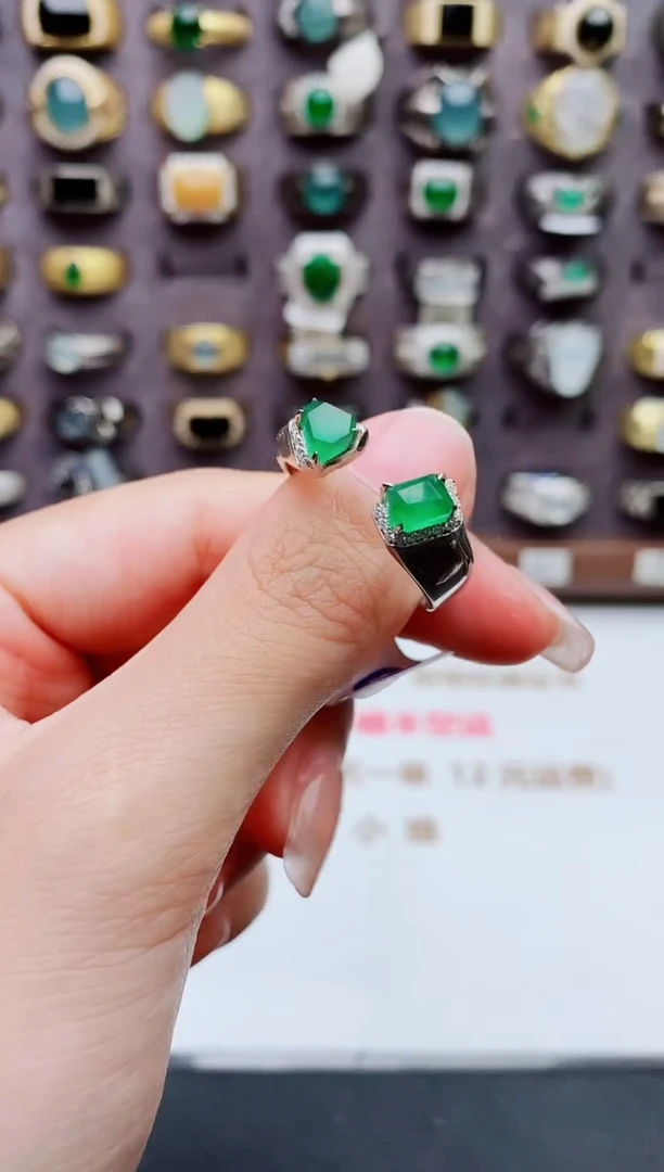 银S925镶嵌戒指翡翠?**?天然翡翠男戒