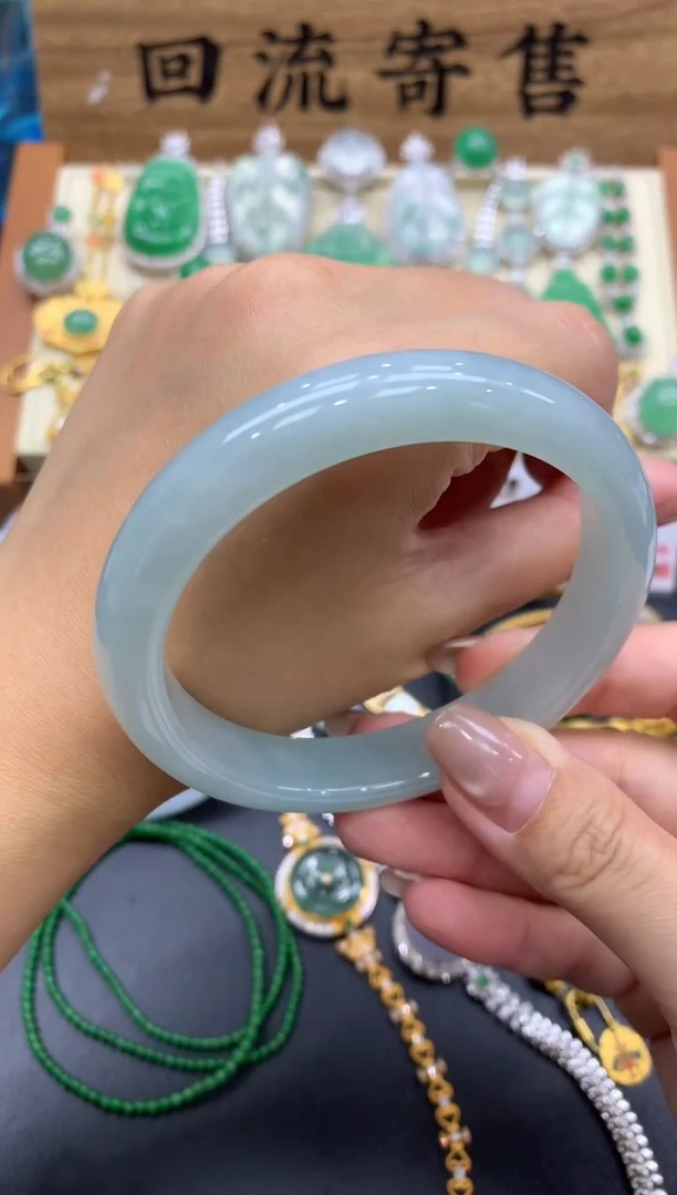 【闪购商品】翡翠手镯未镶嵌117-中国好珍宝