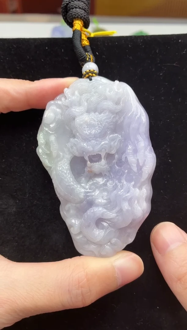 颈饰未镶嵌翡翠牌子