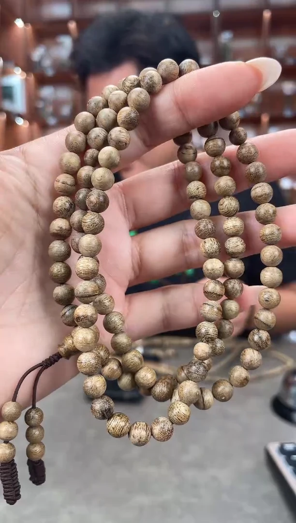 【闪购商品】沉香手串82号海南黑油格多样性发一条