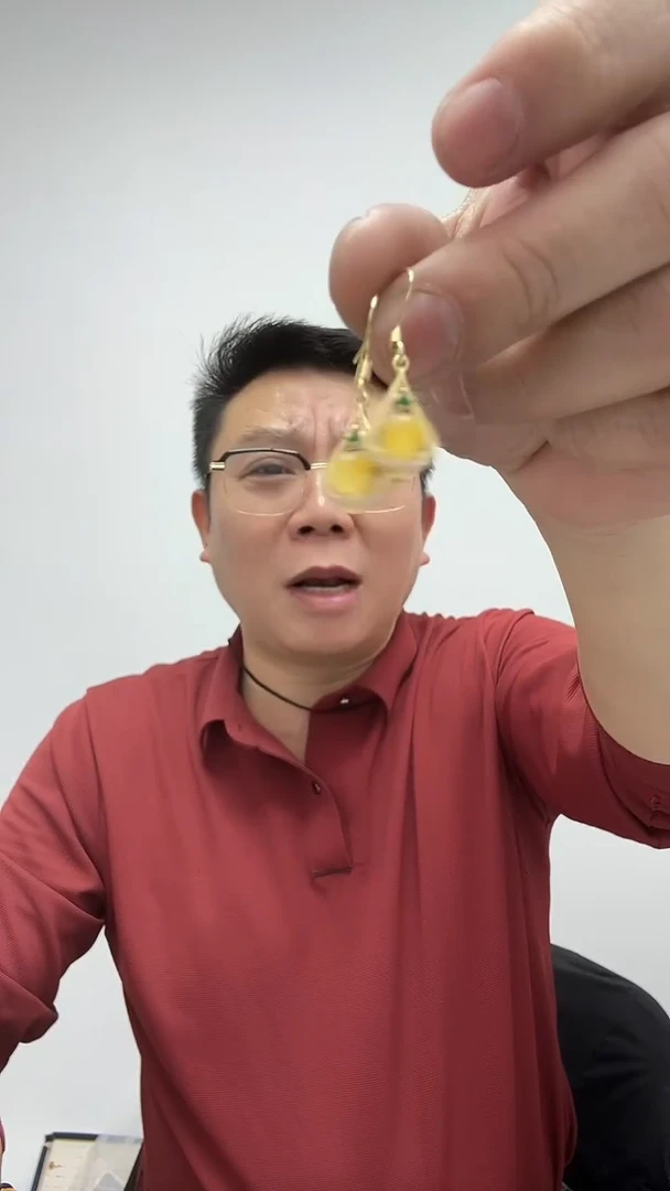 【闪购商品】琥珀裸石未镶嵌77天然蜜蜡（有瑕介意勿拍）