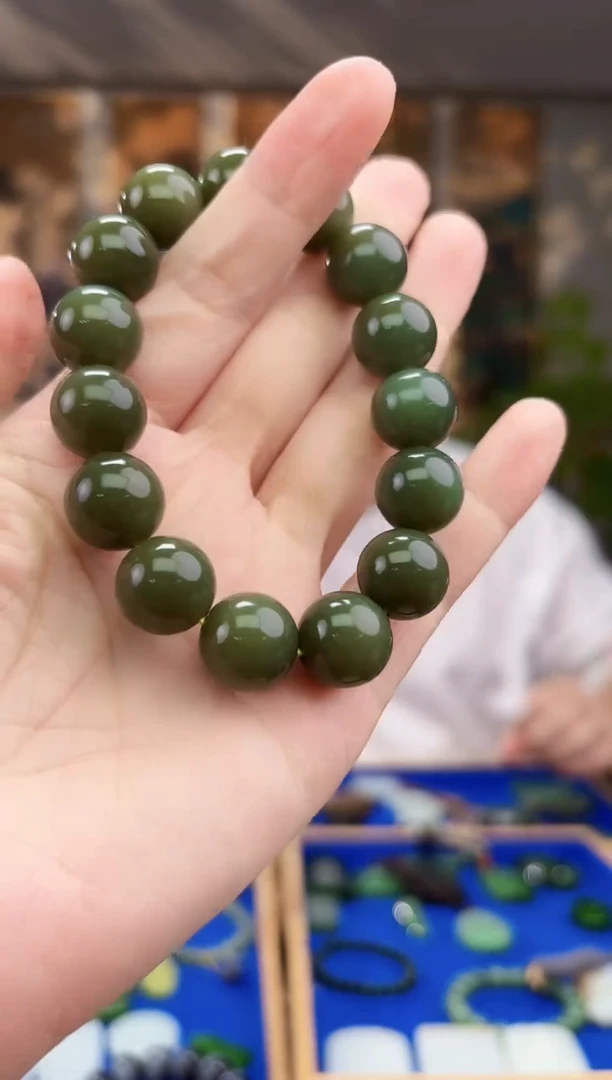 未镶嵌和田玉挂件拍一发一