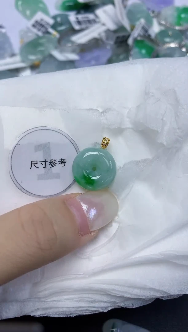 翡翠18K金镶嵌颈饰天然缅甸翡翠A货百元以上9元证书费自理