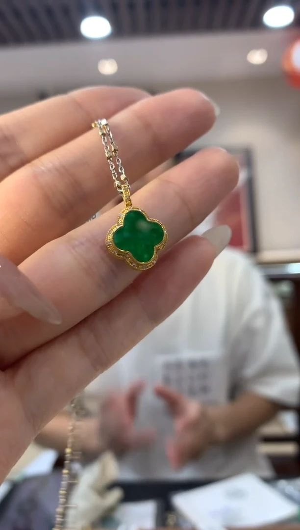 吊坠(不含链)18K金镶嵌翡翠幸运草