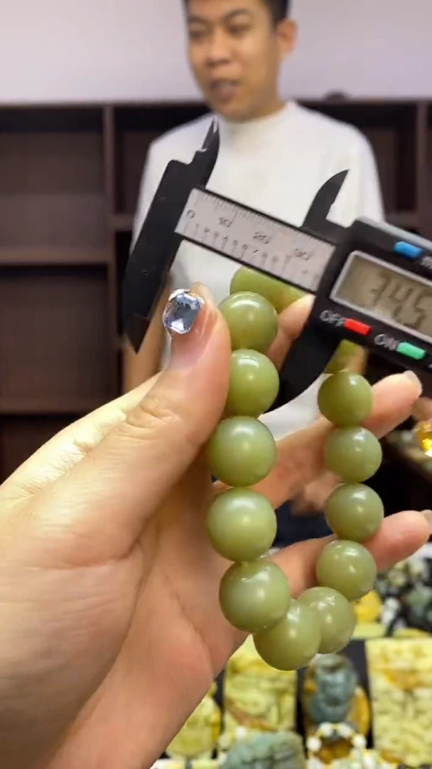 未镶嵌岫玉挂件