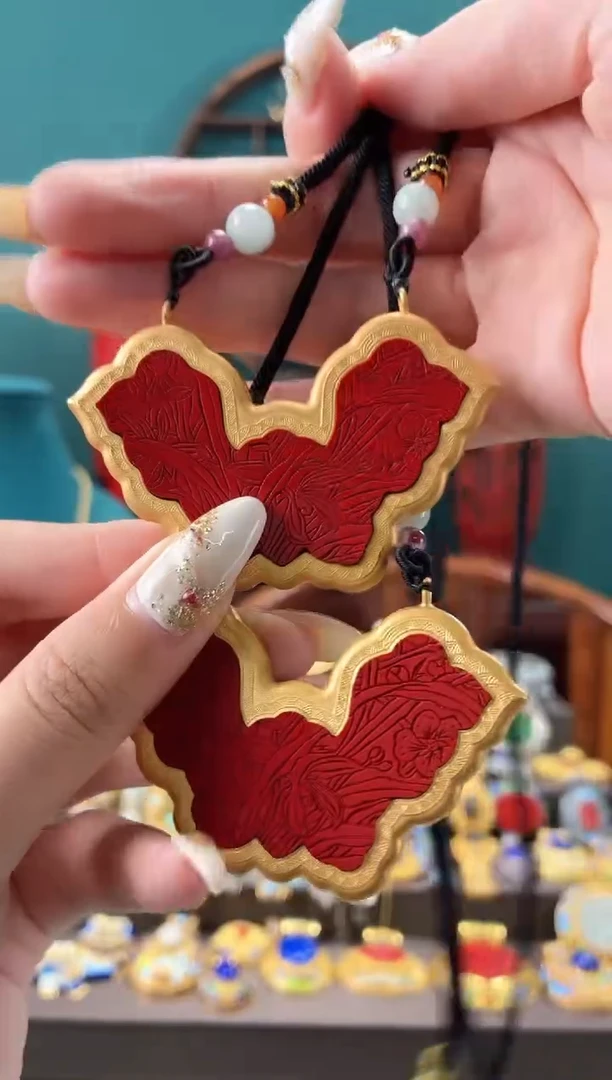 蝴*飞非遗手工雕漆精品吊坠鸿妆2个