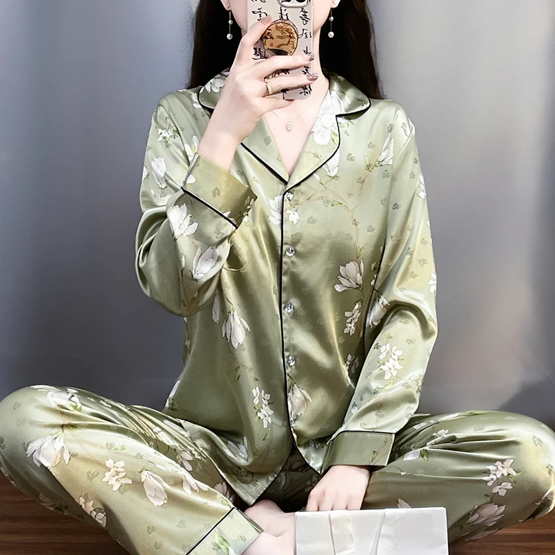 苏杭丝绸白玉兰夏季女款轻薄透气休闲冰雪丝家居服衬衫领长袖睡衣