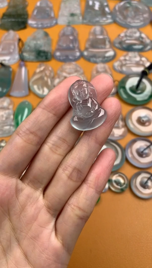 颈饰未镶嵌翡翠25.8-19-5.0