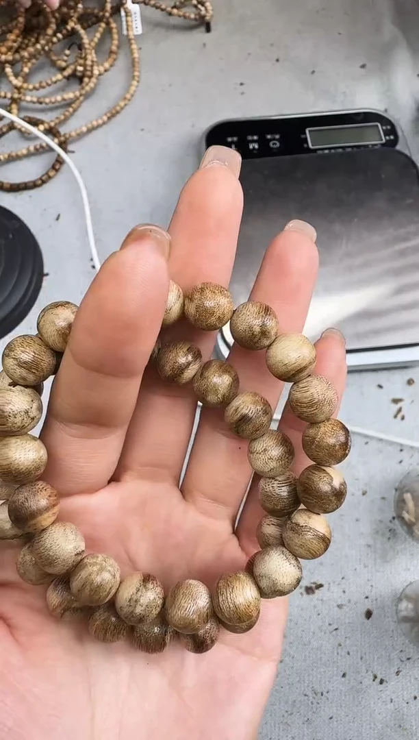 沉香手串1.0海南树心格圆珠单圈多样性发一