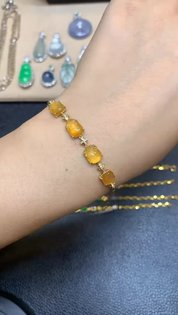 18K金镶嵌手链翡翠貔貅【无服务费【48小时鉴赏期】