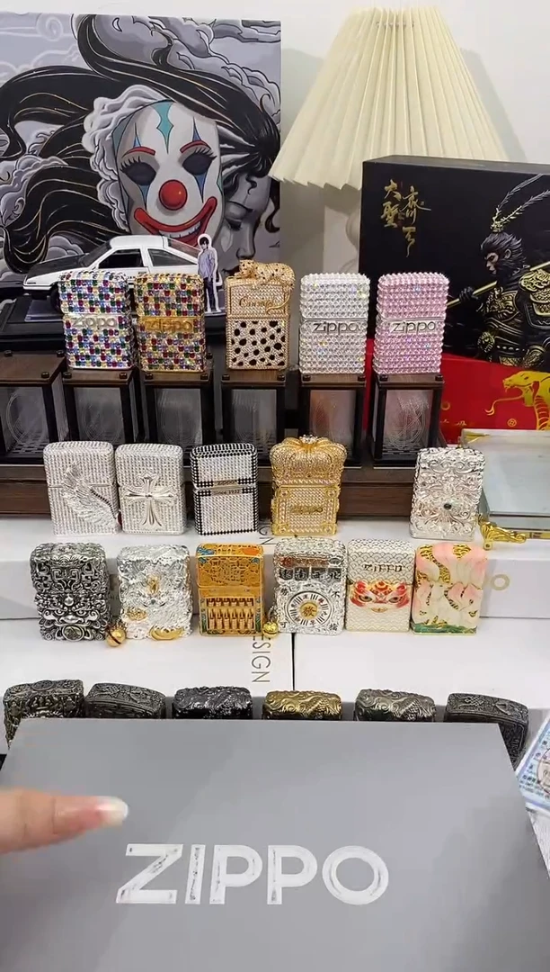 铜黄铜盔甲潘金莲