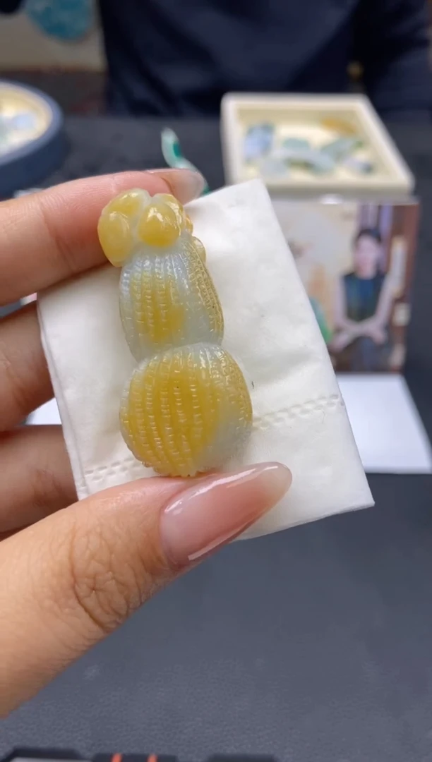 【闪购商品】定制翡翠未镶嵌天然翡翠A货187
