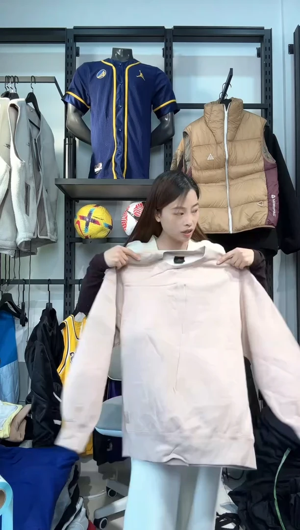 3431 编码  瑕疵直播间过款为准 尺码M170