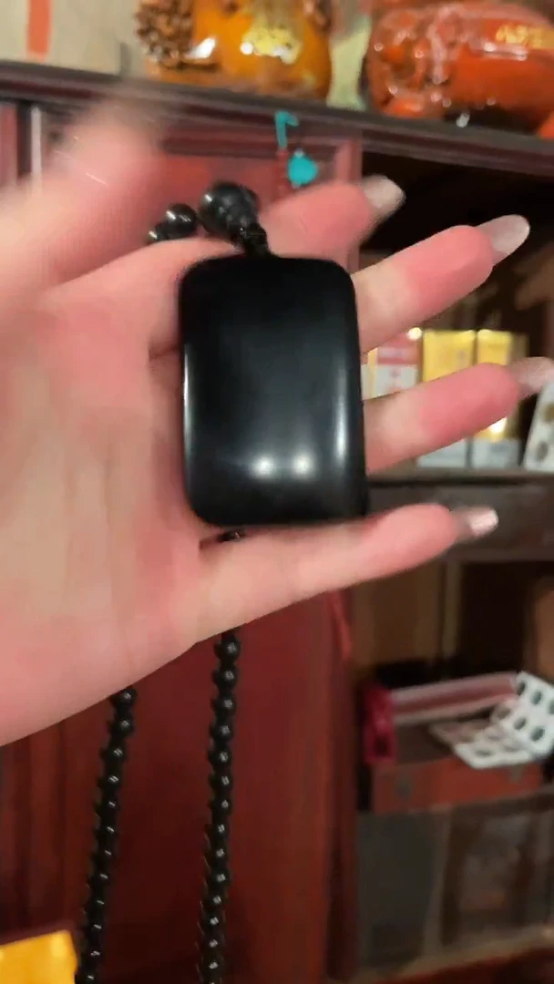 和田玉未镶嵌挂件黑无事