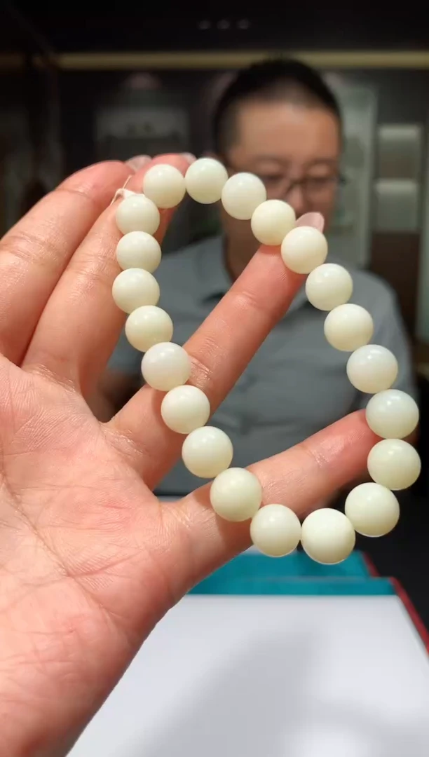 定制和田玉Boss阳天然和田玉（拍一发一）