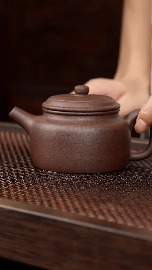 茶壶紫砂紫泥炮嘴德中