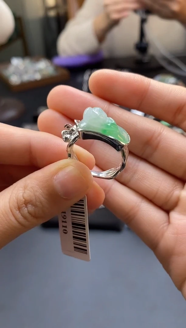 颈饰银S925镶嵌翡翠19110