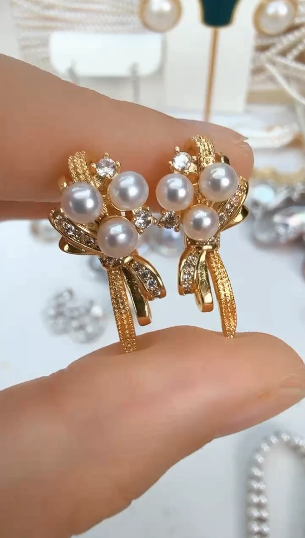 未镶嵌耳饰淡水珍珠金色捧花